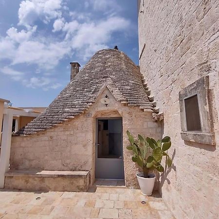 Iconico - Authentic Trulli Experience Apartment Cisternino Luaran gambar