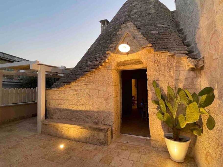 Iconico - Authentic Trulli Experience Apartment Cisternino Luaran gambar