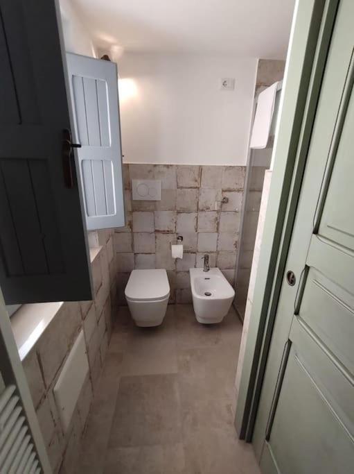 Iconico - Authentic Trulli Experience Apartment Cisternino Luaran gambar